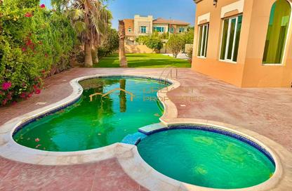 Villa - 4 Bedrooms - 6 Bathrooms for rent in Al Barsha 3 - Al Barsha - Dubai