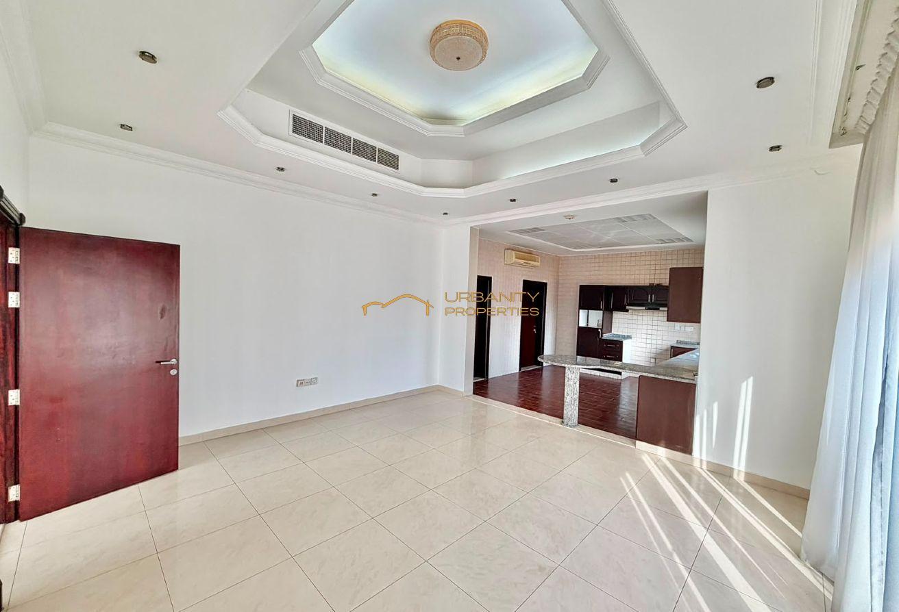 Spacious 4BR Villa w/ Private Pool & Large Garden photo 15