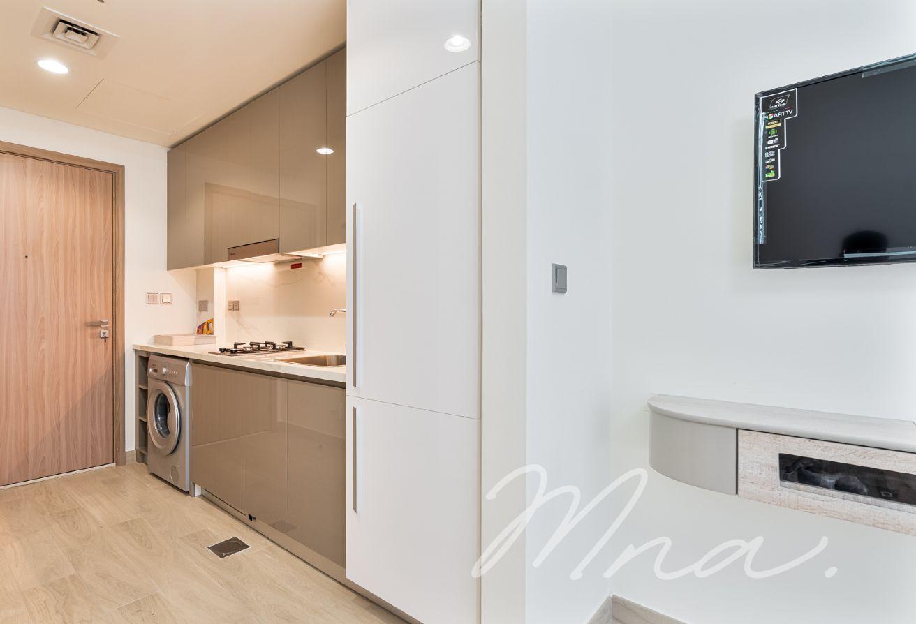 Fully Furnished | Bright Living | Ready to Move photo 10