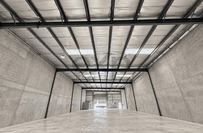 Warehouse - Studio - 1 for rent in Al Quoz Industrial Area 4 - Al Quoz Industrial Area - Al Quoz - Dubai