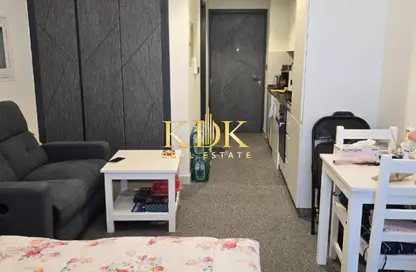 شقة - 1 حمام للبيع في سمانا جولف افينيو - ستوديو سيتي - دبي