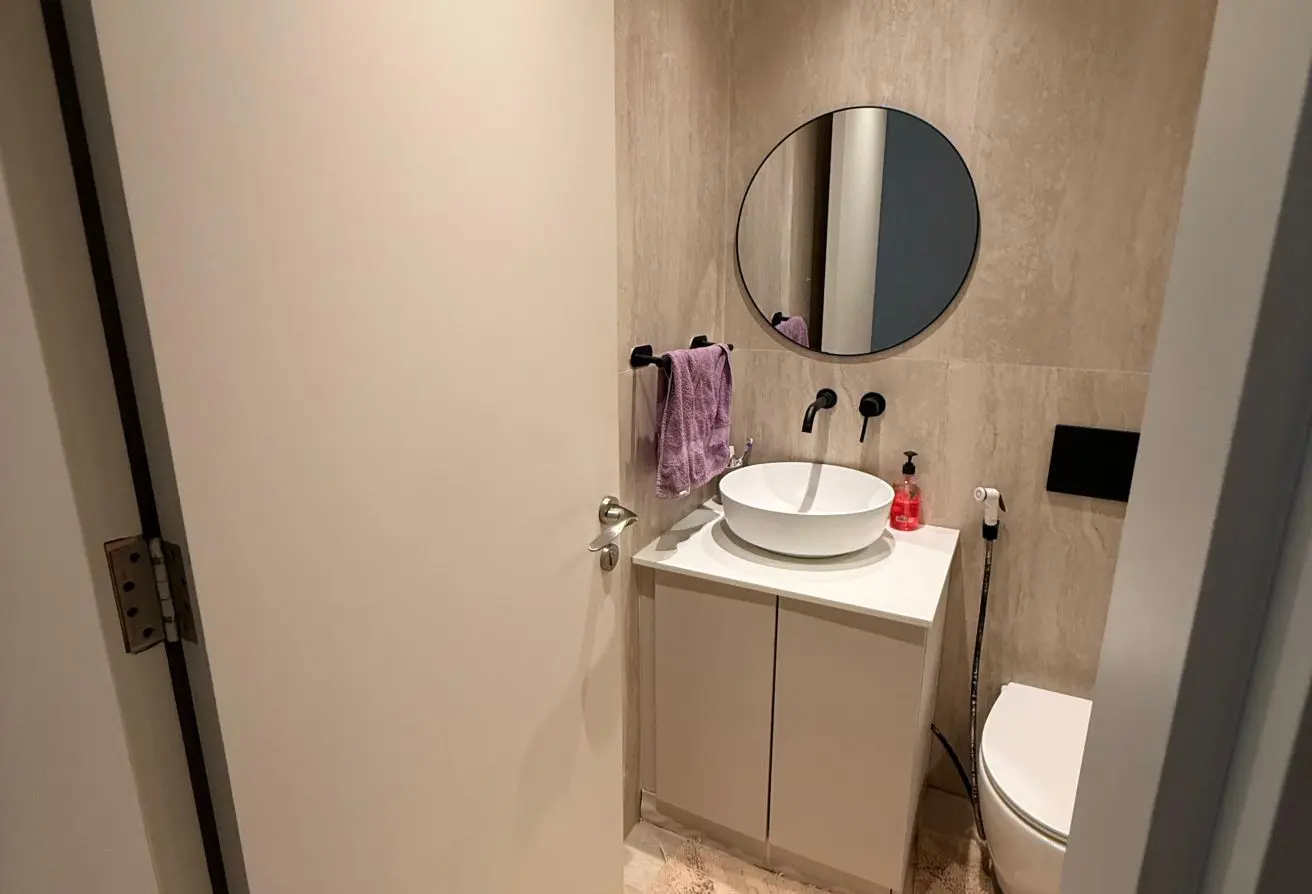 156012598 - Property Main Image