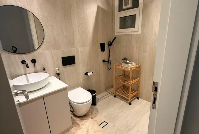 156012598 - Property Image 2