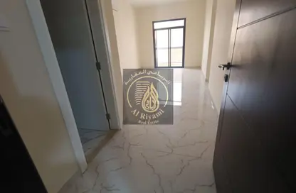 شقة - غرفة نوم - 2 حمامات للايجار في مبنى الميناء - 2  الروضة - الروضة - عجمان