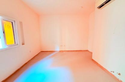 Apartment - Studio - 1 for rent in Fire Station Road - Muwaileh - Sharjah