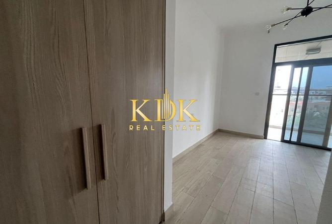 77774445 - Property Image 2