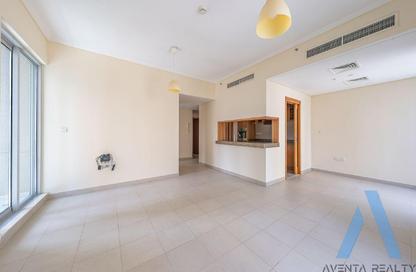 Apartment - 1 Bedroom - 2 Bathrooms for rent in Beauport Tower - Marina Promenade - Dubai Marina - Dubai