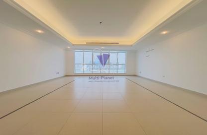 Apartment - 3 Bedrooms - 4 Bathrooms for rent in Corniche Road - Abu Dhabi
