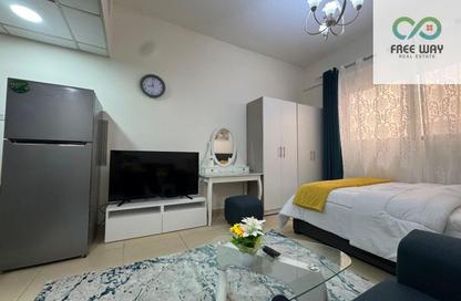 Apartment - Studio - 1 for rent in Yasmeen Towers - Al Jurf 2 - Al Jurf - Ajman