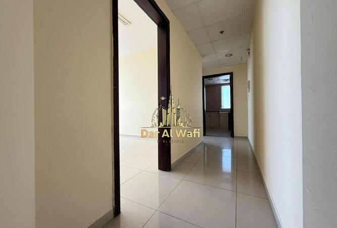 84084751 - Property Main Image