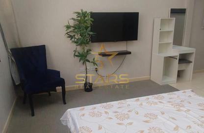 Apartment - Studio - 1 Bathroom for rent in Silicon Gates 3 - Silicon Gates - Dubai Silicon Oasis - Dubai