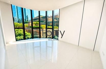 Apartment - 2 Bedrooms - 3 Bathrooms for rent in Burj Mohammed Bin Rashid at WTC - Corniche Road - Abu Dhabi