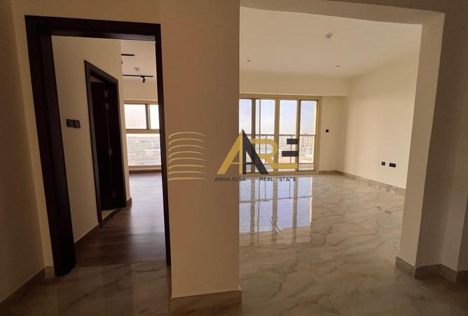 93160205 - Property Main Image