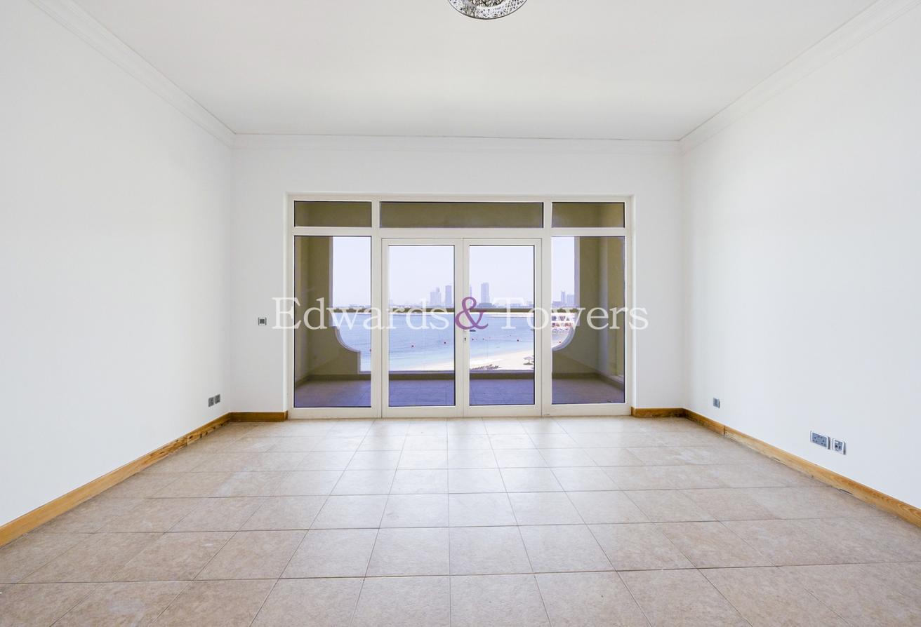 Spacious 2BR | Full Sea View | Available 19 Aug photo 2
