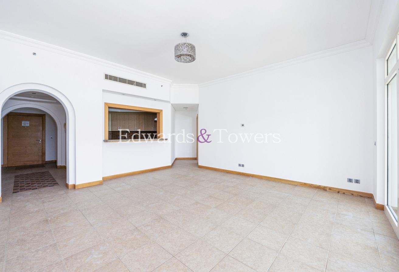 Spacious 2BR | Full Sea View | Available 19 Aug photo 3
