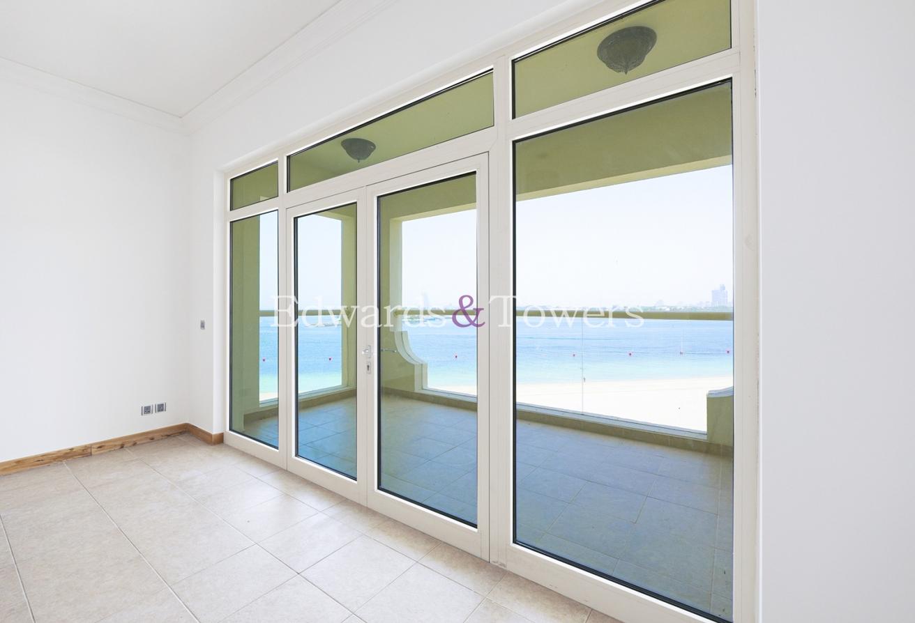 Spacious 2BR | Full Sea View | Available 19 Aug photo 4