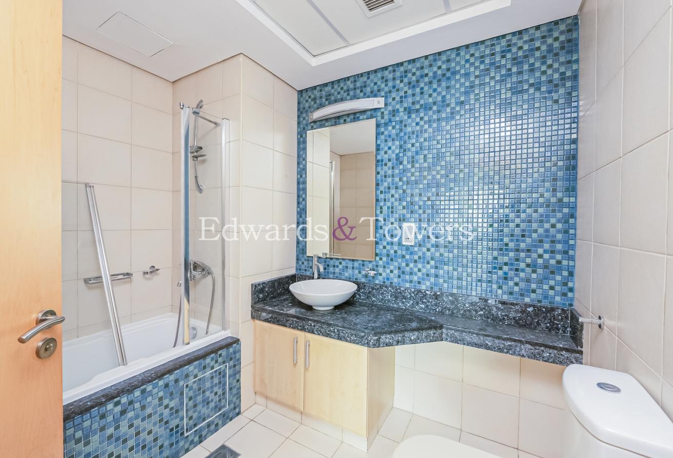 Spacious 2BR | Full Sea View | Available 19 Aug photo 14