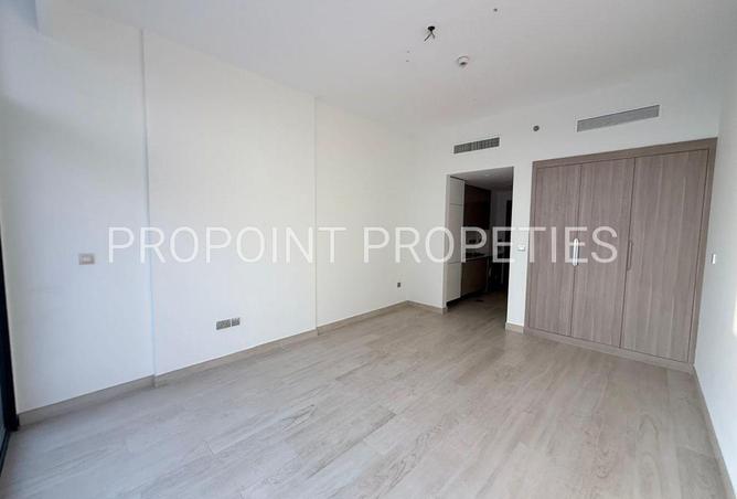 16181012 - Property Image 2