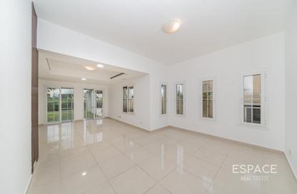 Villa - 3 Bedrooms - 2 Bathrooms for rent in Springs 2 - The Springs - Dubai