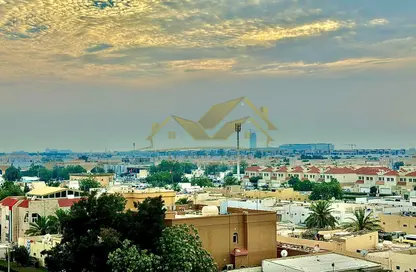 Apartment - 1 Bedroom - 2 Bathrooms for rent in Jumeirah Garden City - Al Satwa - Dubai