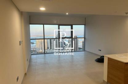 Apartment - 3 Bedrooms - 2 Bathrooms for rent in Radiant Square - City Of Lights - Al Reem Island - Abu Dhabi Apartment - 3 Bedrooms - 2 Bathrooms for rent in Radiant Square - City Of Lights - Al Reem Island - Abu Dhabi
