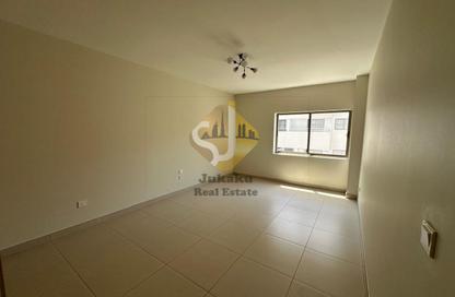 Apartment - 1 Bedroom - 1 Bathroom for rent in Dar Al Buteen 1 - Al Muraqqabat - Deira - Dubai