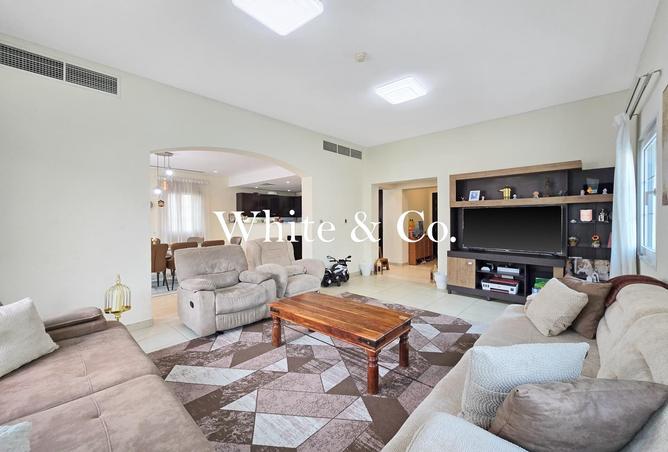 62067744 - Property Image 3