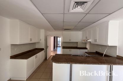 Townhouse - 3 - 2 for rent in Ghadeer 1 - Ghadeer - The Lakes - Dubai