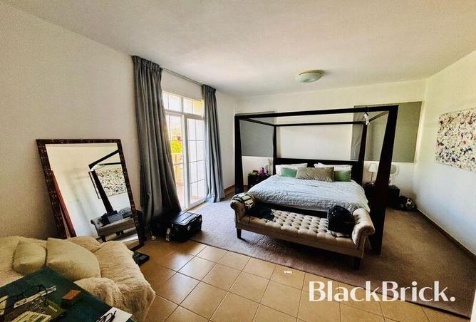 130202023 - Property Image 2