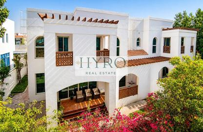 Villa - Studio - 6 Bathrooms for rent in Jumeirah 3 Villas - Jumeirah 3 - Jumeirah - Dubai