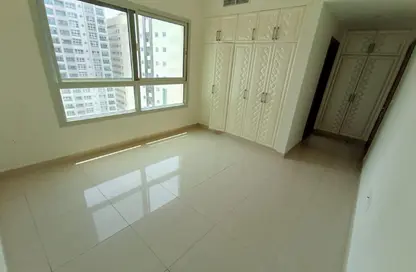 شقة - غرفة نوم - 2 حمامات للايجار في التعاون 1 - أبراج التعاون - الخان - الشارقة