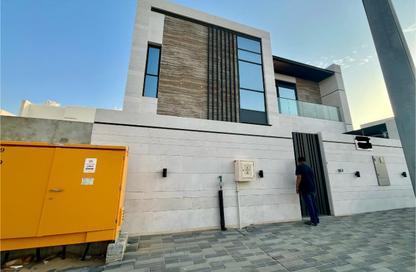 Villa - 4 Bedrooms - 6 Bathrooms for rent in Al Hooshi Villas - Hoshi - Al Badie - Sharjah