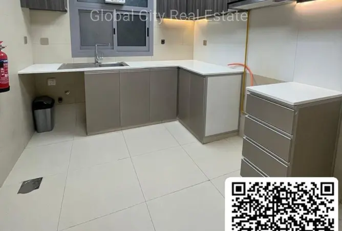 128844153 - Property Image 3