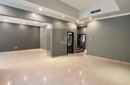 Villa - 5 Bedrooms - 6 Bathrooms for rent in Al Fareej Courtyard - Al Rashidiya - Dubai Villa - 5 Bedrooms - 6 Bathrooms for rent in Al Fareej Courtyard - Al Rashidiya - Dubai