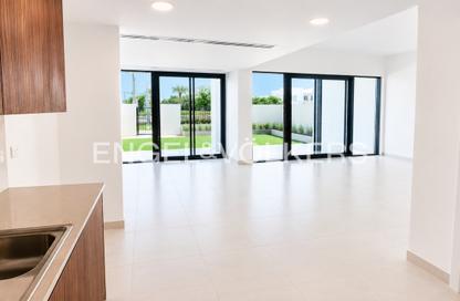 Townhouse - 3 Bedrooms - 4 Bathrooms for sale in Shams Townhouses - Town Square - Dubai