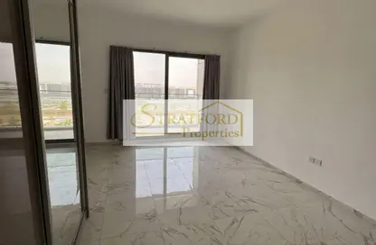 Apartment - 1 Bathroom for rent in Amal Tower - Dubai Sports City - Dubai