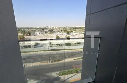 Apartment - Studio - 1 Bathroom for rent in The Gate - Masdar City - Abu Dhabi