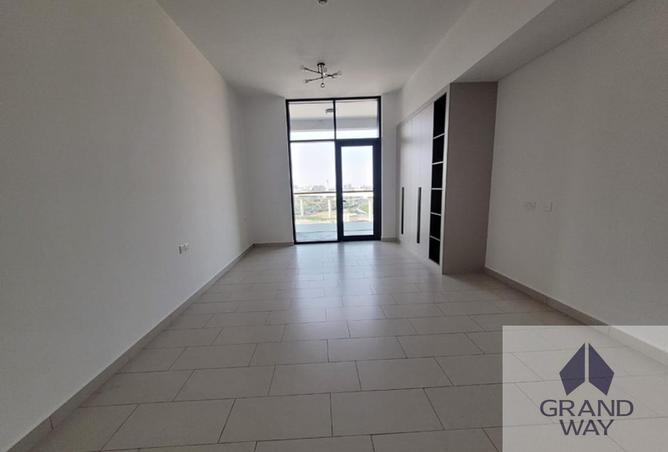 81111908 - Property Image 2