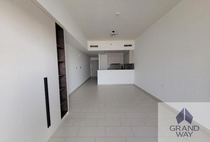 81111908 - Property Image 3