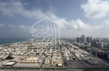 Apartment - 4 Bedrooms - 5 Bathrooms for rent in Al Khan - Sharjah