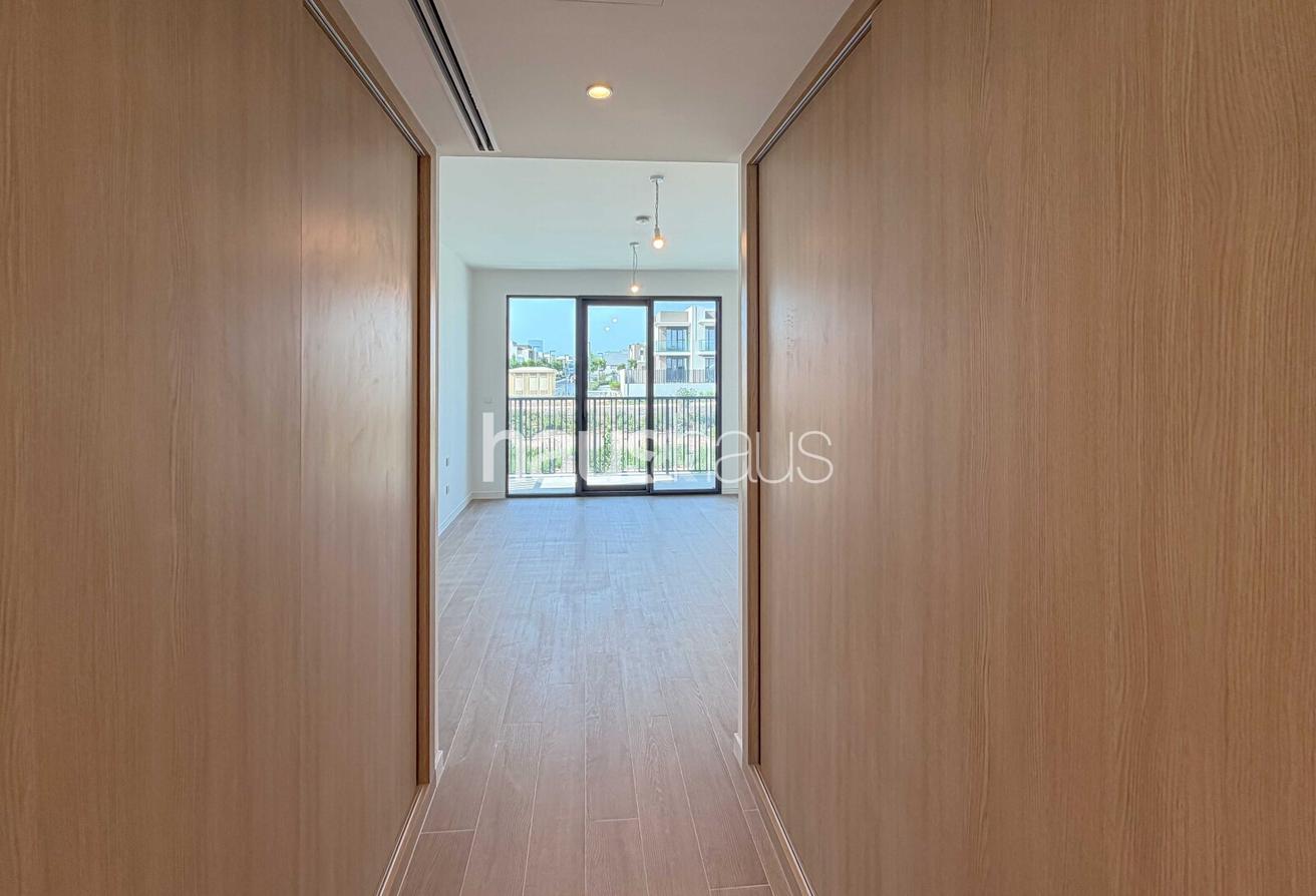Landscaped | Single Row | Vastu photo 18