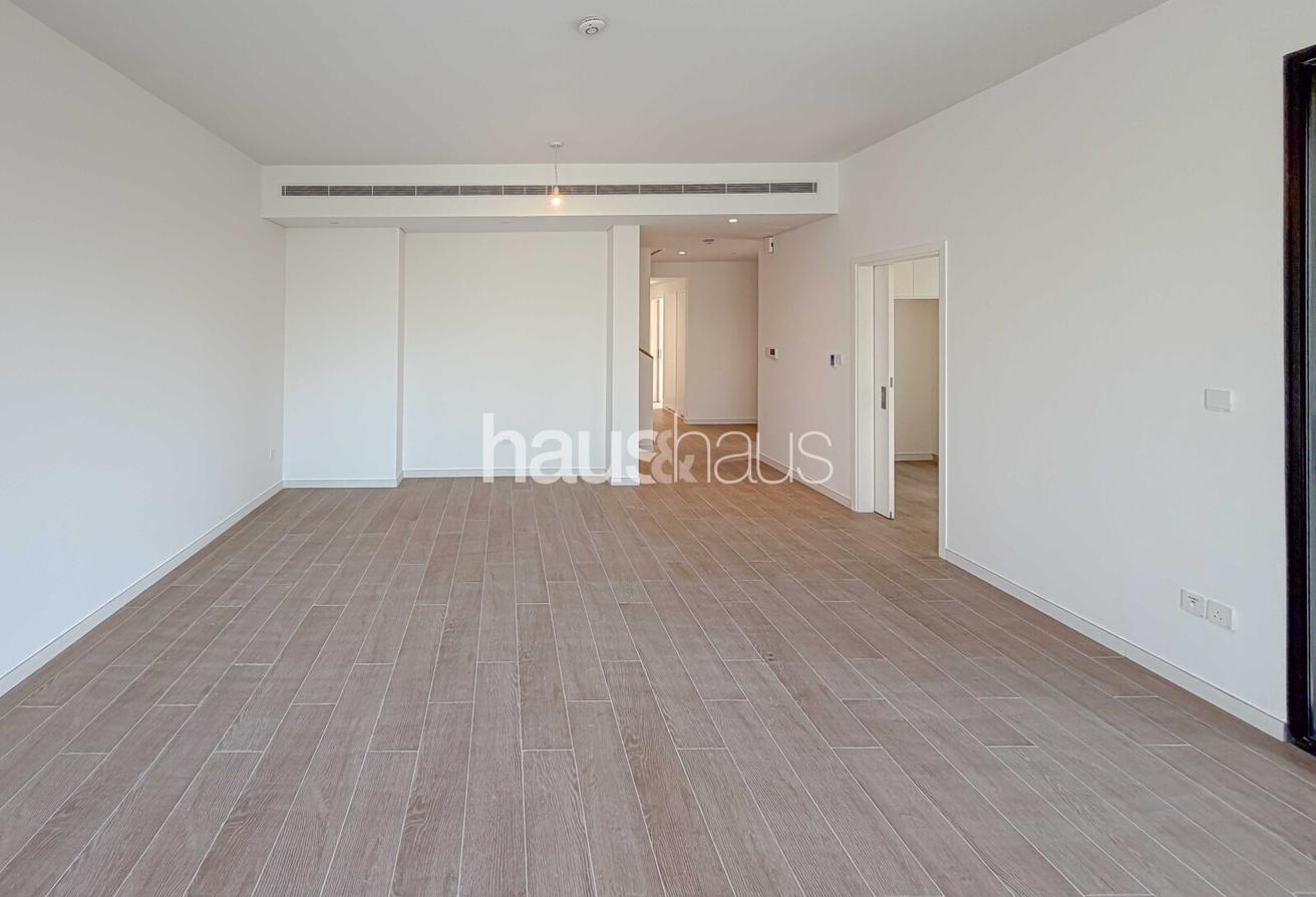 Landscaped | Single Row | Vastu photo 4