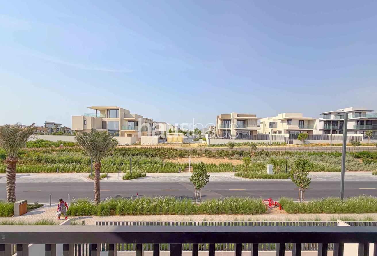 Landscaped | Single Row | Vastu photo 13