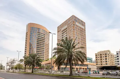 شقة - 3 غرف نوم - 4 حمامات للايجار في يونايتد سكوير - الخالدية - أبوظبي