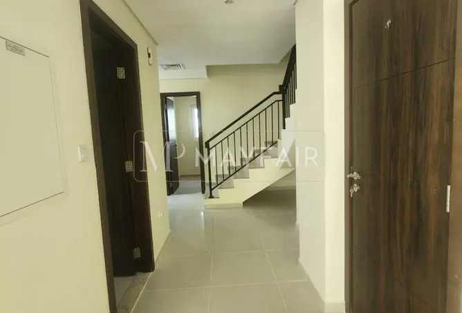 98270481 - Property Image 3
