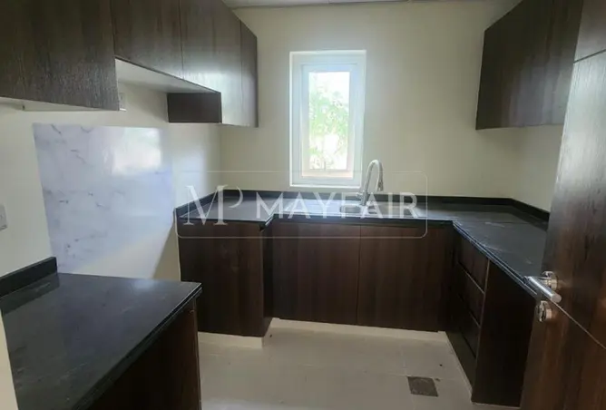 98270481 - Property Image 2
