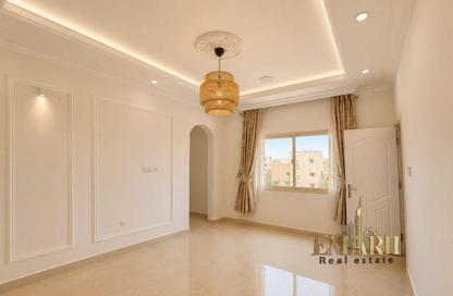 Villa - 4 - 6 for rent in Al Zaheya Gardens - Al Zahya - Ajman