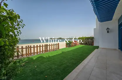 Villa - 5 Bedrooms - 6 Bathrooms for rent in Palma Residences - Palm Jumeirah - Dubai