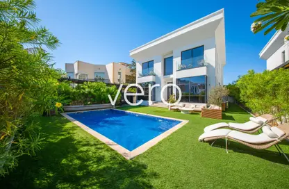 Villa - 5 Bedrooms for rent in Jumeirah 3 Villas - Jumeirah 3 - Jumeirah - Dubai
