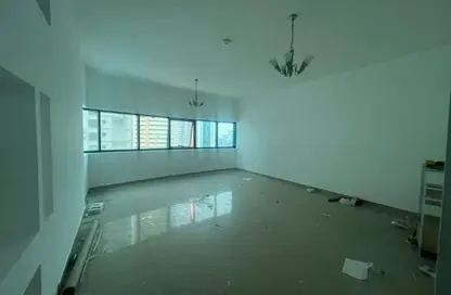 Apartment - 1 Bedroom - 2 Bathrooms for rent in Al Mamzar - Al Mamzar - Sharjah - Sharjah